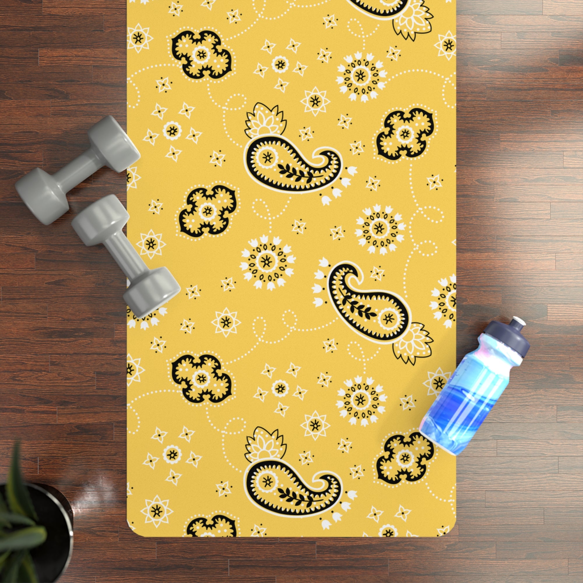 Hanky Code: Yellow Fluid Proof Rimming Mat