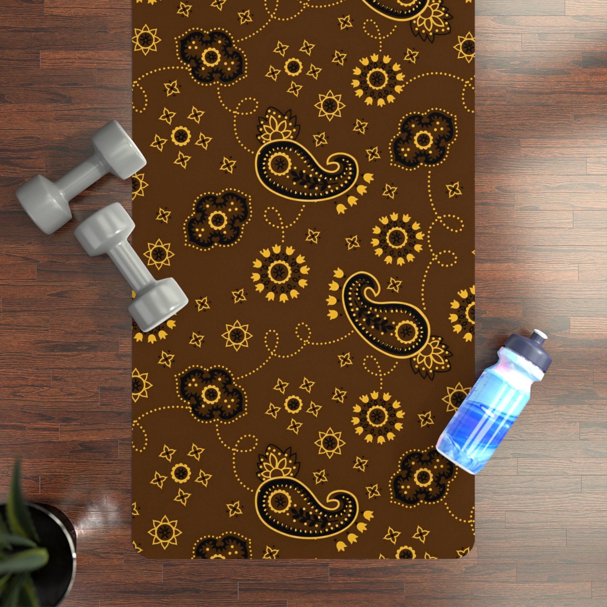 Hanky Code: Brown & Yellow Fluid Proof Rimming Mat